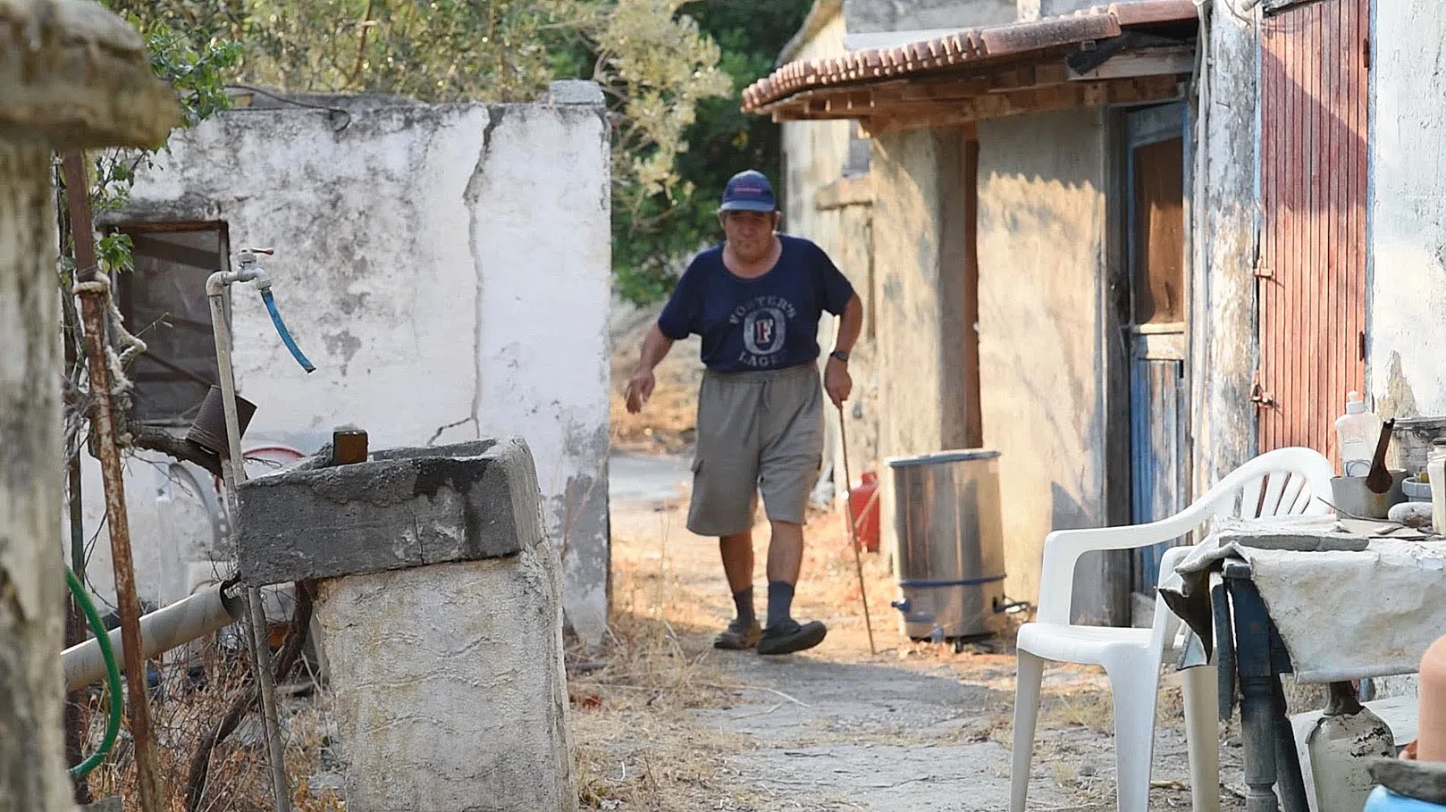 The Beekeepers — photograph 4