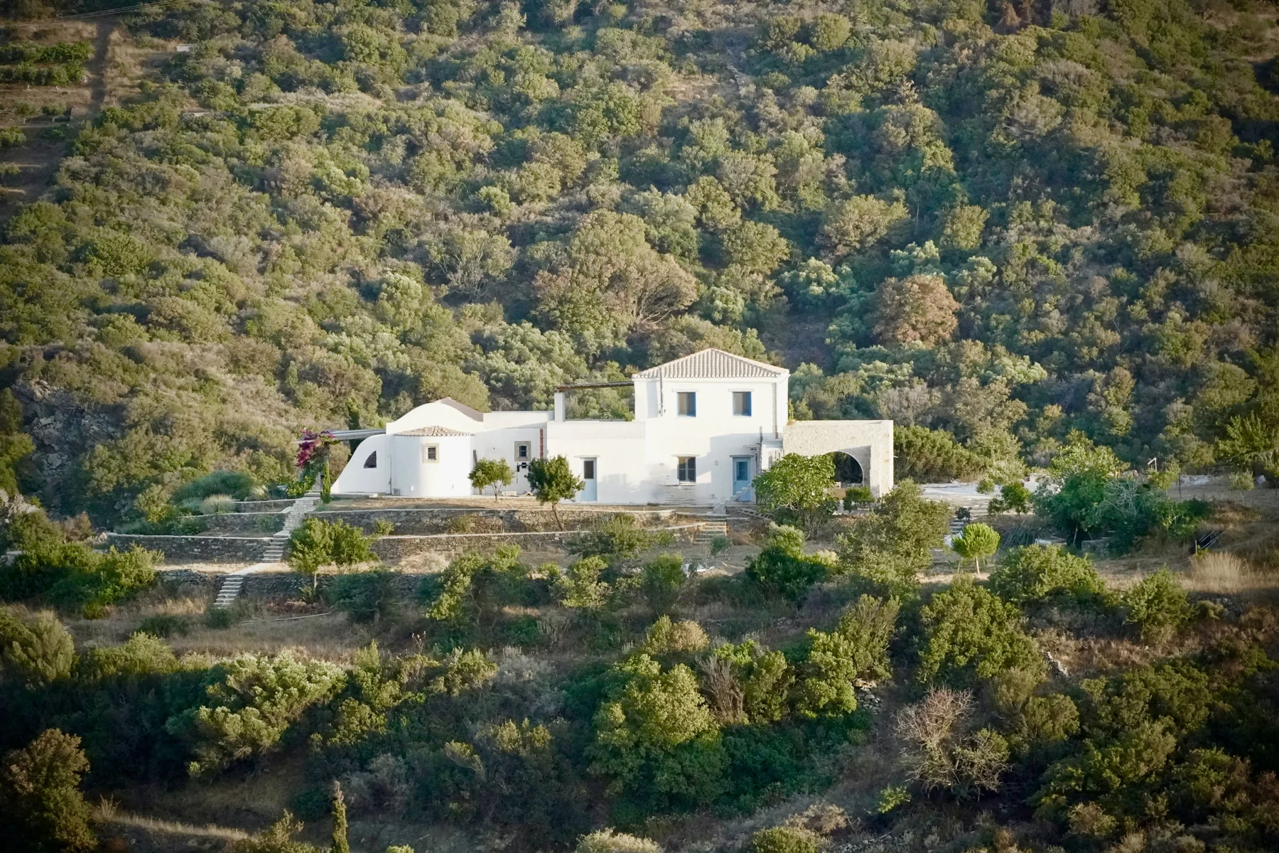 2010 Koumelouni House Design — photograph 31